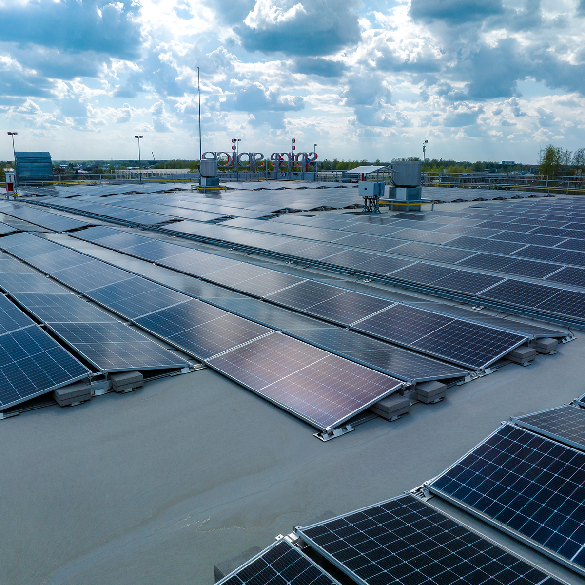 Endüstriyel Çatı GES: Fabrikalar İçin Güneş Enerjisi Çözümü