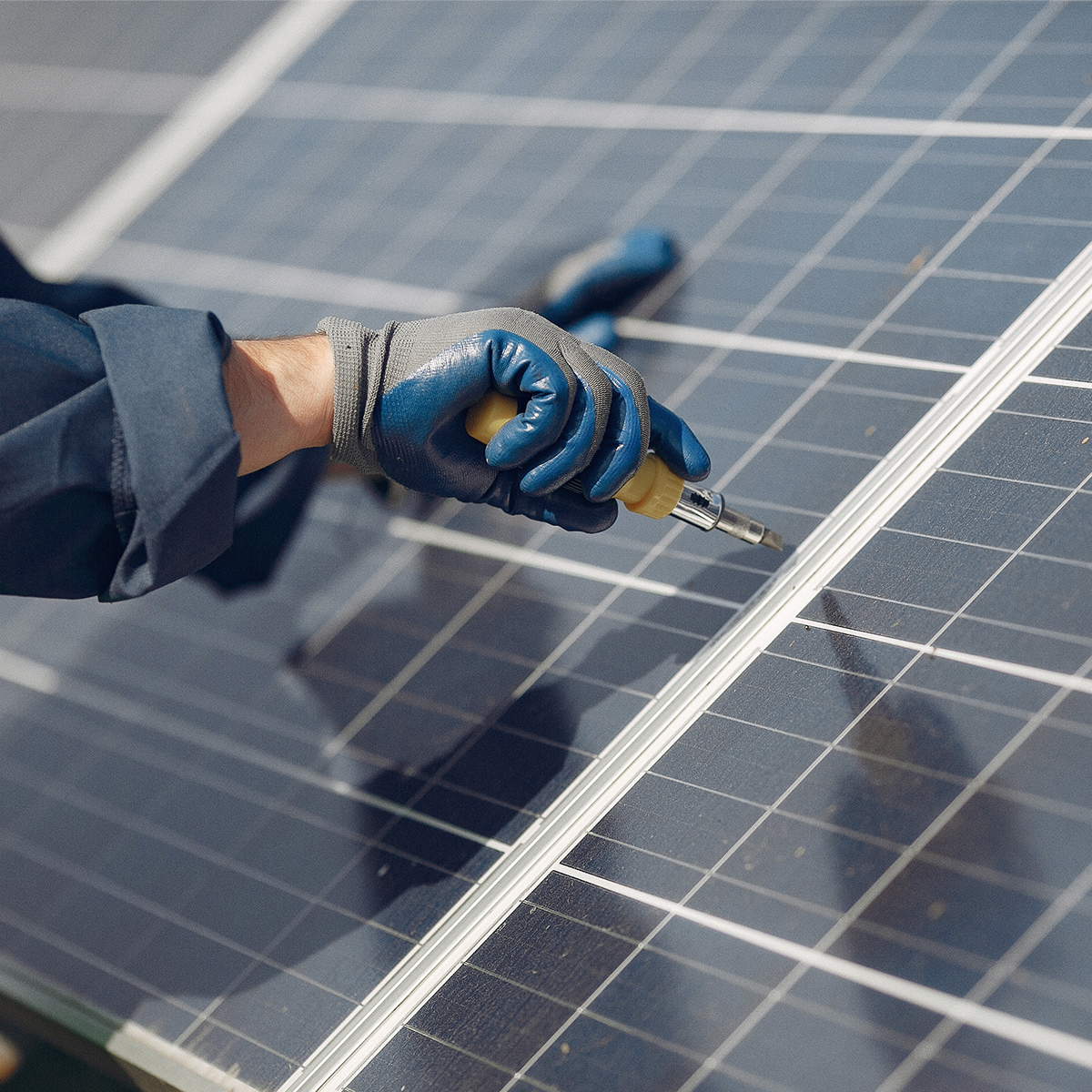 Güneş Enerjisi Santralleri (GES): Kurulum, Test ve Bakım Çözümleri